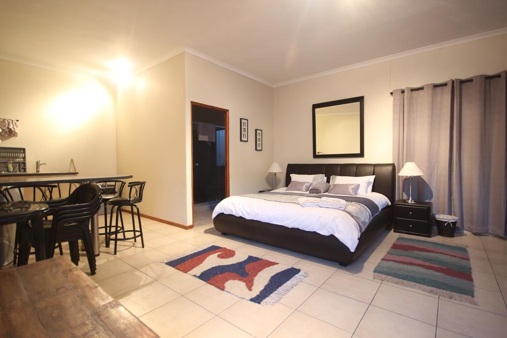 Eazy Sleep Accommodation Swakopmund Exterior photo